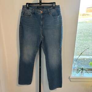 Bandolino AMY Women's Straight Leg Stretch Denim Jeans Size 10